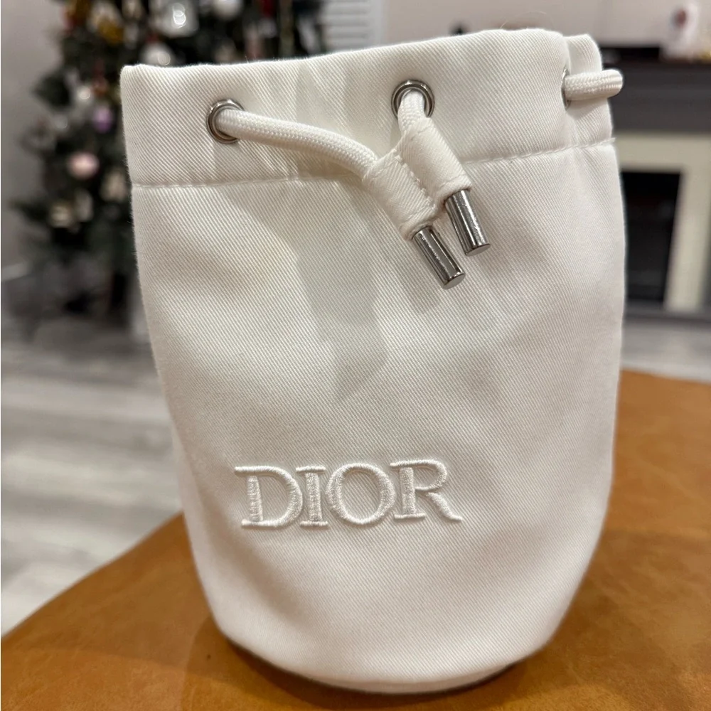 Dior Beauty White Fabric Drawstring makeup tote - Picture 1 of 6